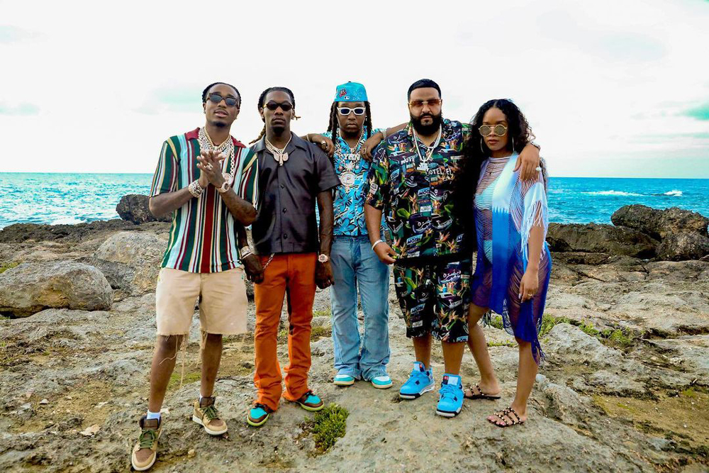 X 上的Rap-Up：「DJ Khaled teams up with Migos and H.E.R. in the video for "We  Going Crazy"  https://t.co/dhDTyJmUXP https://t.co/34iVC0H6Mn」 / X