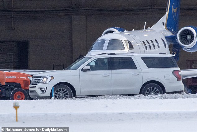 Swift was soon whisked away as her attention turned to the Chiefs game in snowy Buffalo