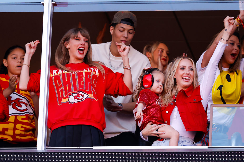 Travis Kelce's Dad Ed Talks About Taylor Swift In First Interview