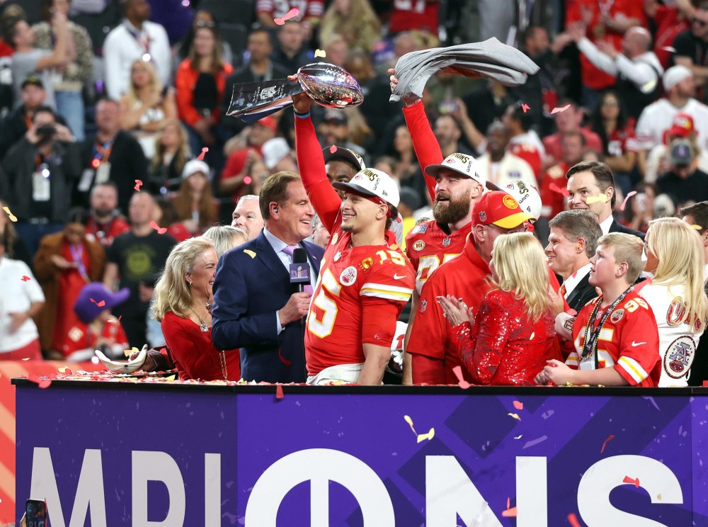 Chiefs' 2024 Super Bowl Parade: Who's Attending and More Details | Us Weekly