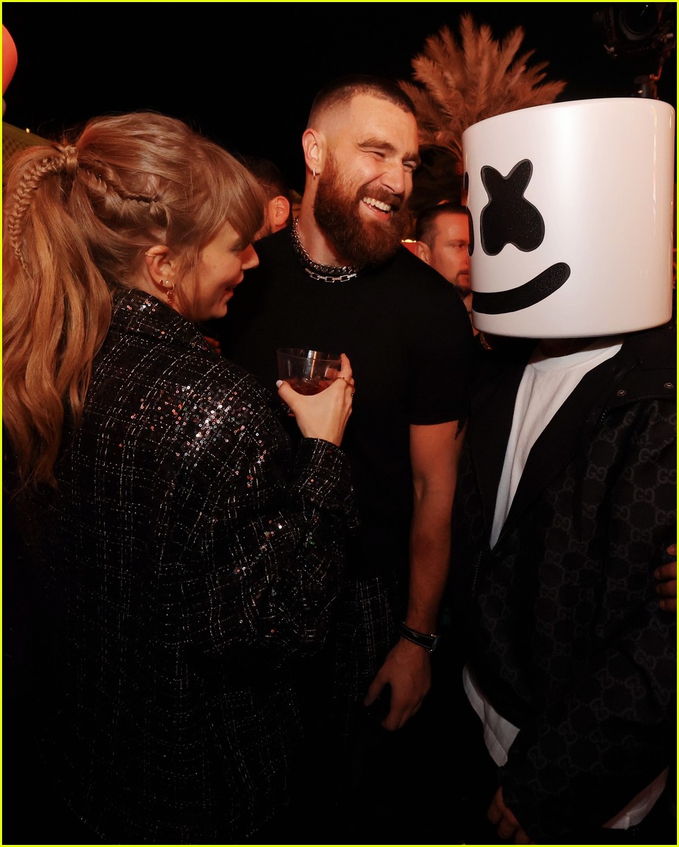 Taylor Swift & Travis Kelce Kiss, Dance to Her Song 'Love Story' at Super  Bowl 2024 After Party (Video & Photos!): Photo 5013438 | Brittany Mahomes,  Jason Kelce, Marshmello, Patrick Mahomes, Taylor