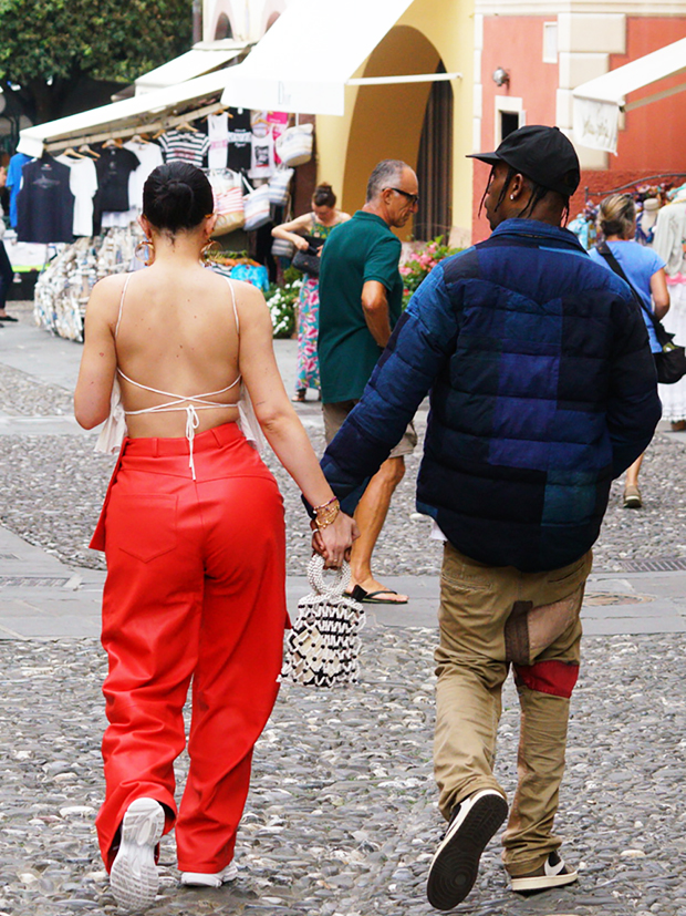 Kylie Jenner & Travis Scott Hold Hands In Italy After Her Bday: Pics –  Hollywood Life