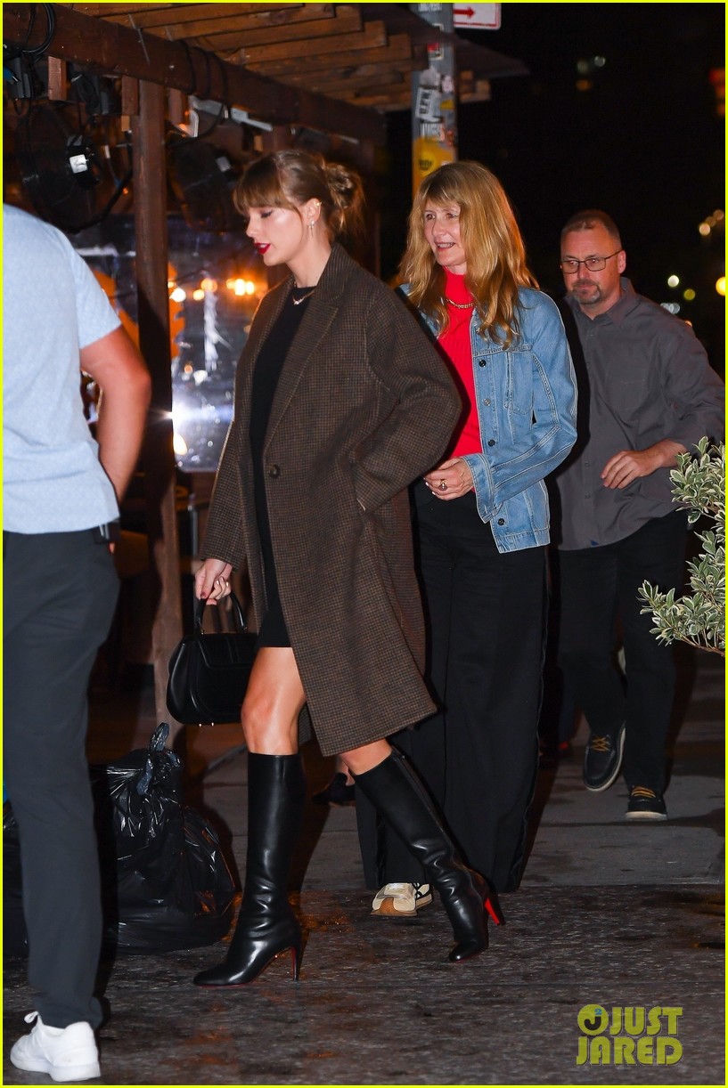 Taylor Swift Joins Laura Dern, Greta Gerwig & Zoe Kravitz for Dinner in  NYC: Photo 4969522 | Greta Gerwig, Laura Dern, Taylor Swift, Zoe Kravitz  Photos | Just Jared: Entertainment News