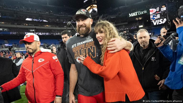 Fact check: Taylor Swift, Travis Kelce and the Super Bowl – DW – 02/12/2024