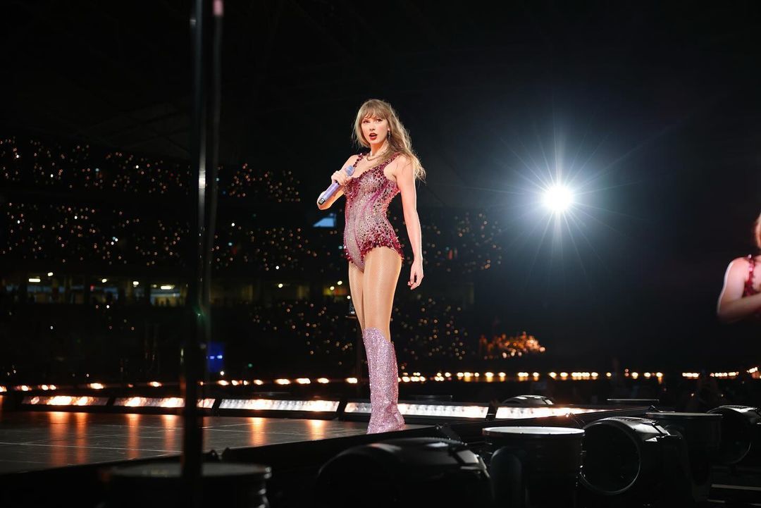 Taylor Swift allegedly invests $500,000 in boyfriend Travis Kelce's fashion  makeover - VnExpress International