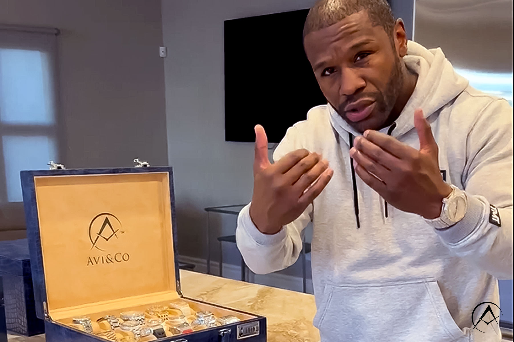 Richard Mille and Diamonds and Avi, Oh My: Floyd Mayweather's Watch  Collection