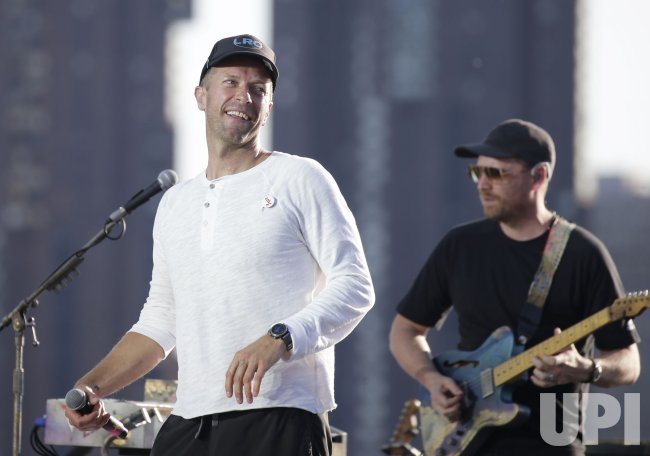 Photo: Chris Martin and Coldplay Perform Free Concert for July 4Th -  NYP20210617125 - UPI.com