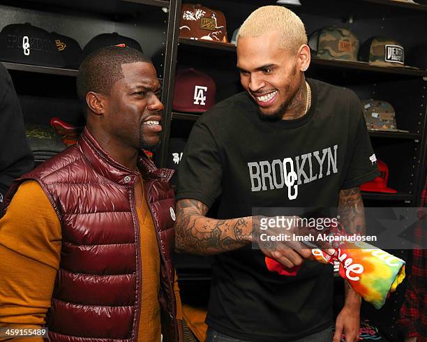 Singer Chris Brown and comedian Kevin Hart attend the 1st Annual Xmas...  News Photo - Getty Images