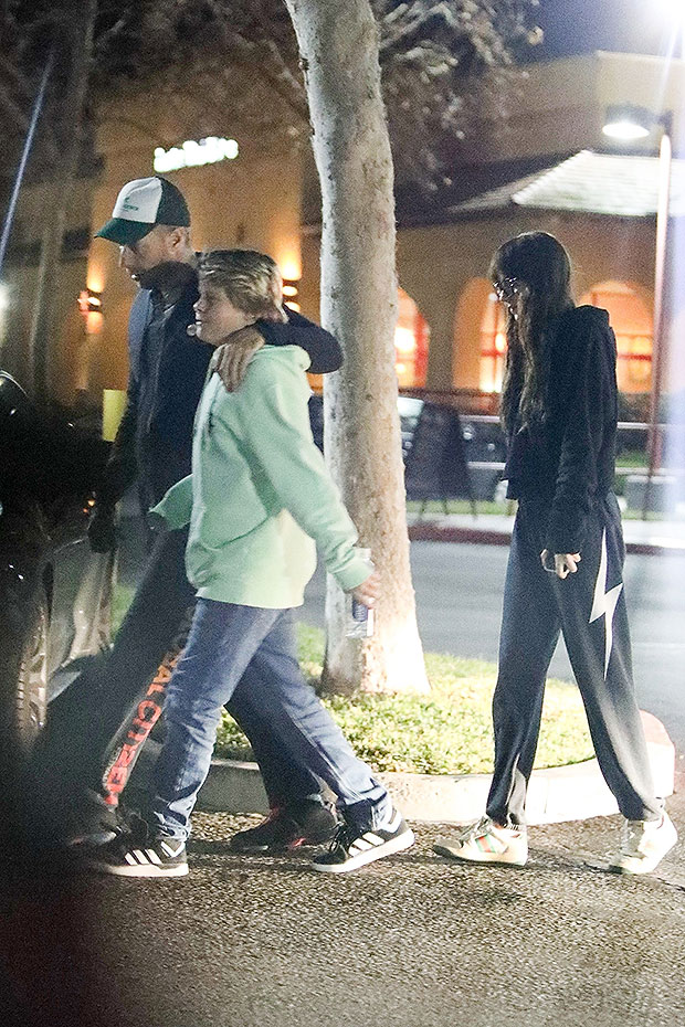 Chris Martin Goes On Movie Outing With Son Moses & GF Dakota Johnson –  Hollywood Life