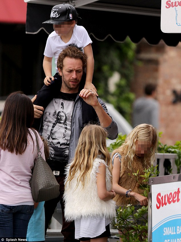 Chris Martin lavishes attention on Apple and Moses as they head out for an  ice cream treat | Daily Mail Online