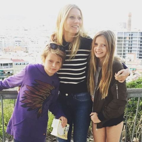 Gwyneth Paltrow Took Daughter Apple to Barcelona to See Chris Martin's  Concert