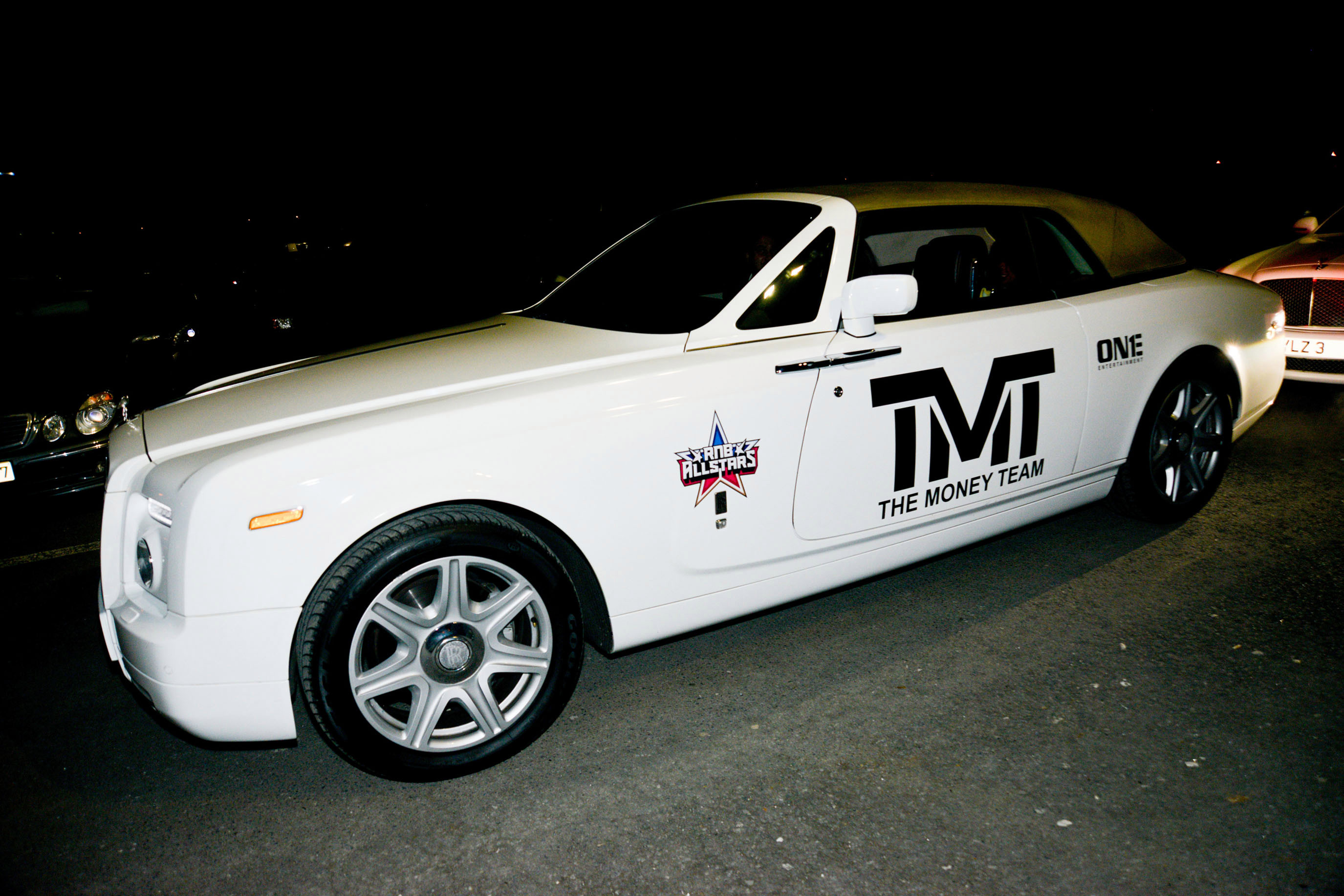 Mayweather already has a branded Rolls-Royce Phantom