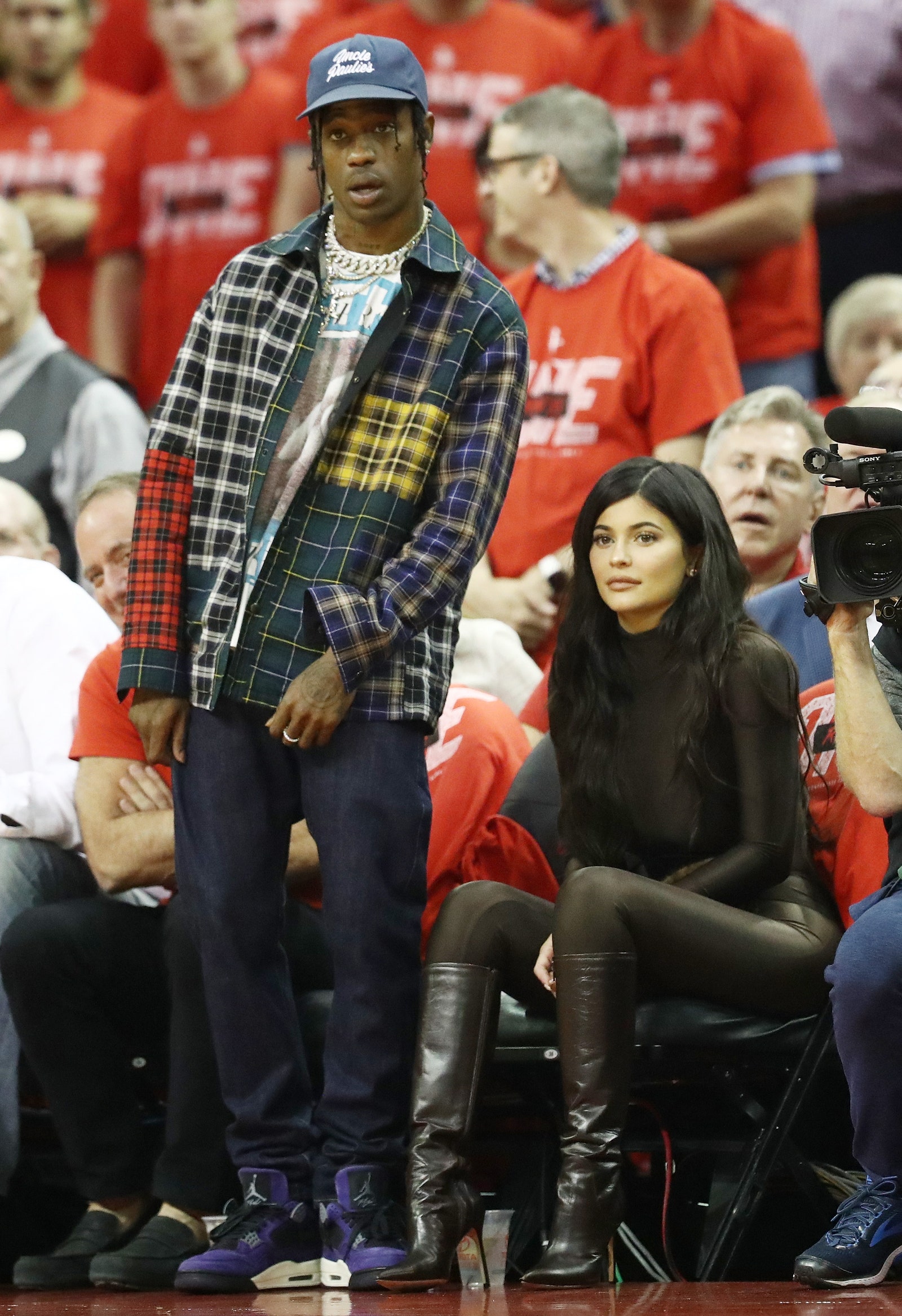 Kylie Jenner Wore a Black Bodysuit and Leggings to the NBA Playoffs | Teen  Vogue