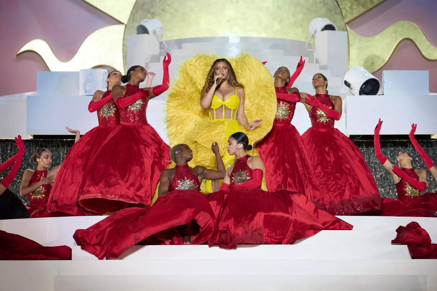 DUBAI, UNITED ARAB EMIRATES - JANUARY 18: In this image released on January 21, Beyoncé performs on stage at Dubai's newest luxury hotel, Atlantis The Royal on January 18, 2023 in Dubai, United Arab Emirates. (Photo by Kevin Mazur/Getty Images for Atlantis The Royal)