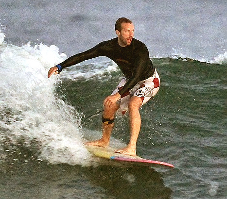 Chris Martin goes surfing in Long Island