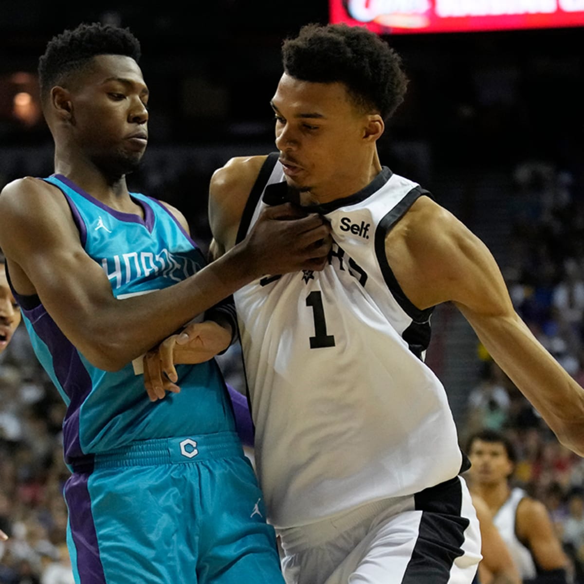 Brandon Miller Attempts to Explain Guarding Wembanyama: 'He's Like an  Animal' - Sports Illustrated