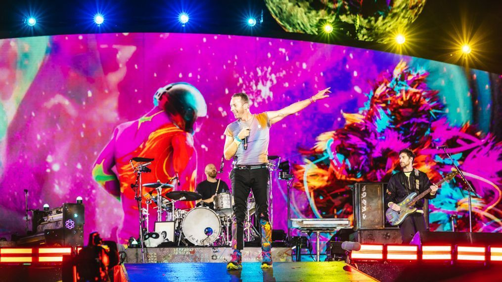 Review: Coldplay's euphoric Seattle concert was out of this world