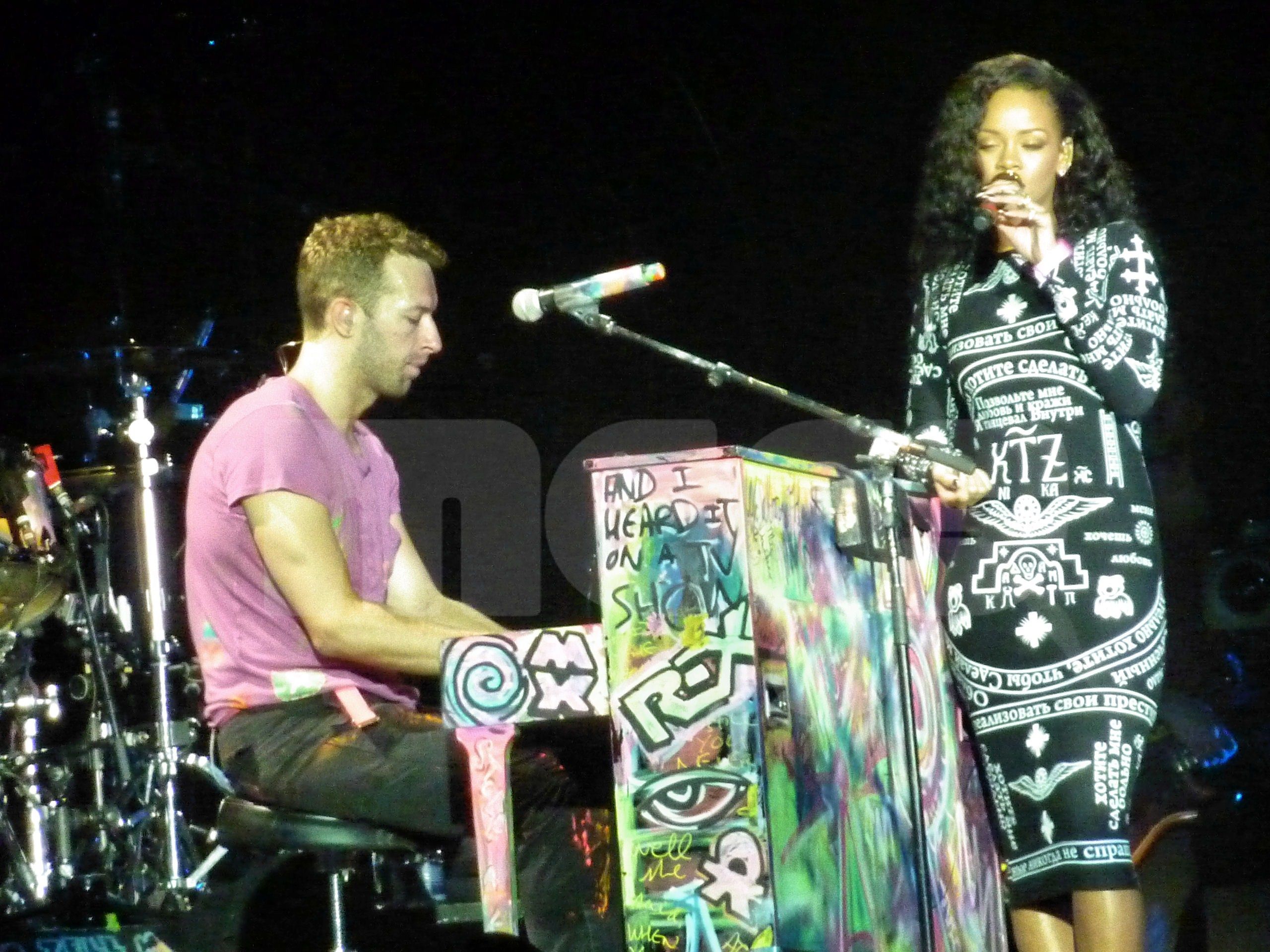 Coldplay Rihanna Princess Of China Live Stade De France, Paris, 2012 HD |  Coldplay Rihanna | giganet.sampa.br