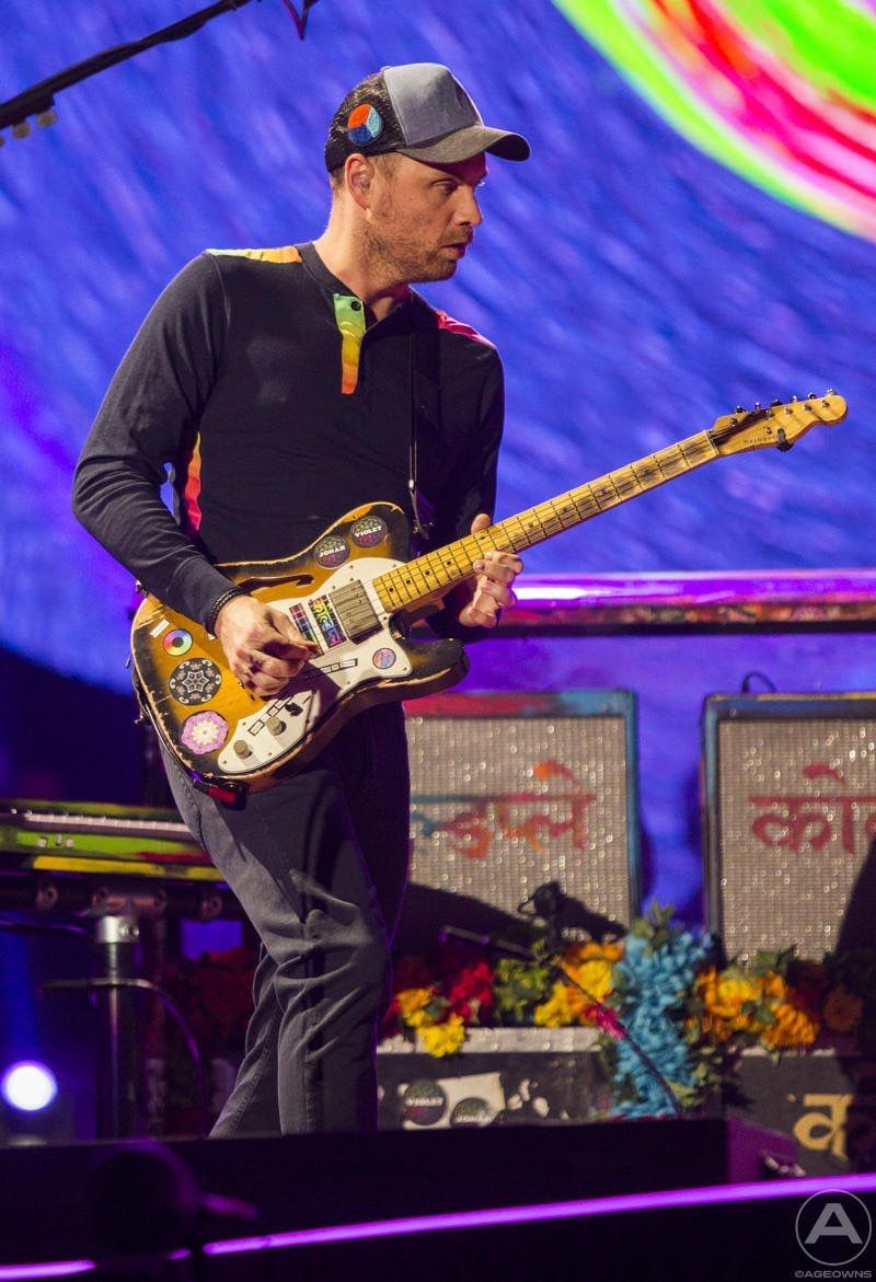 Jonny Buckland, Coldplay, AHFOD Tour, Washington DC, 6 August 2017. |  Beroemdheden