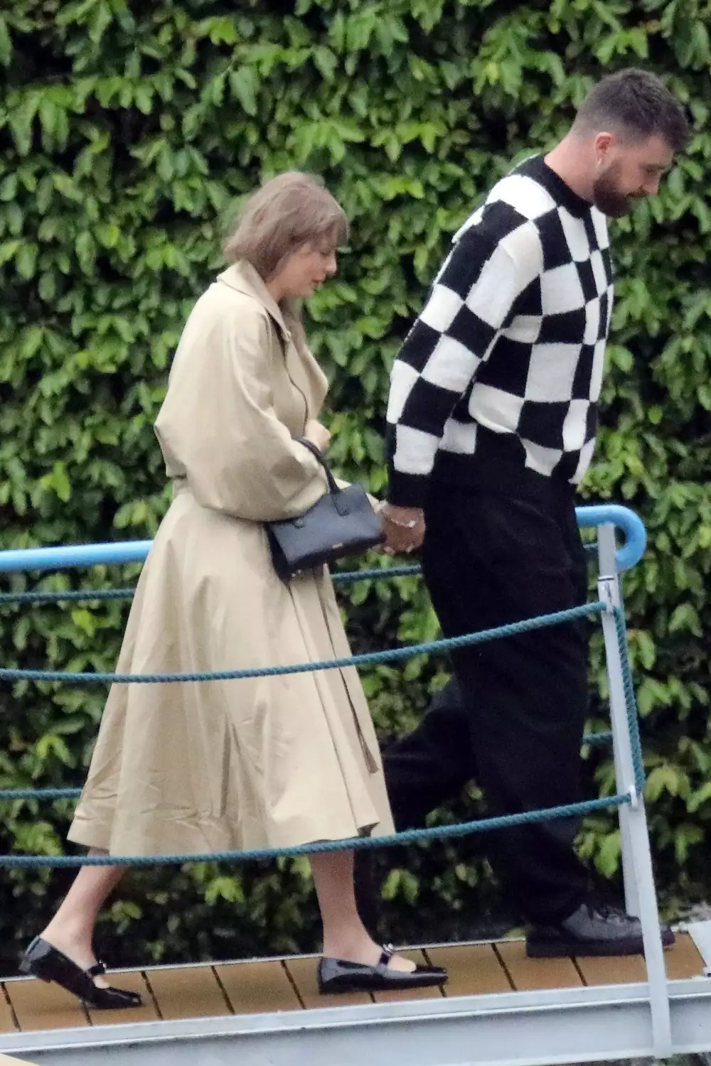 Taylor Swift and her boyfriend, the Kansas City Superbowl champ Travis Kelce are pictured enjoying a romantic break out in Lake Como.