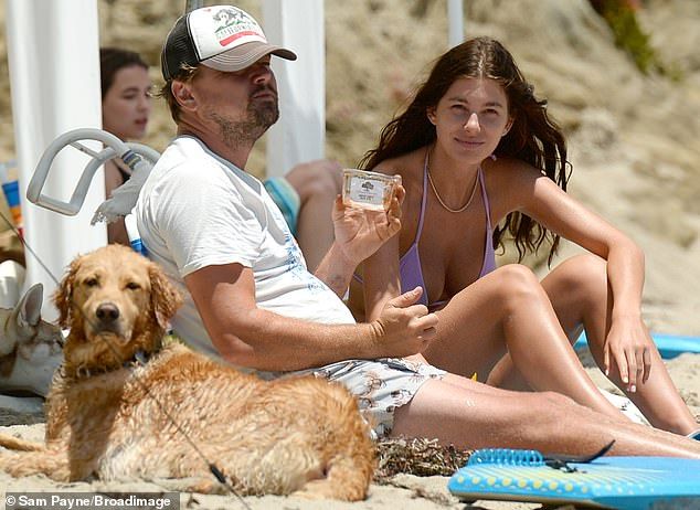 Leonardo DiCaprio enjoys day at beach with girlfriend Camila Morrone | Leonardo  dicaprio, Leo dicaprio, Leonardo