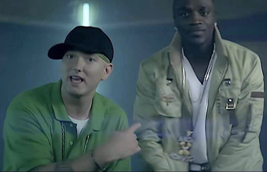 EminemData on X: ".@Eminem and Akon's song “Smack That” has now surpassed 1  Billion streams on Spotify. — It's Eminem's 1st featured song and 12th song  overall to achieve this milestone on