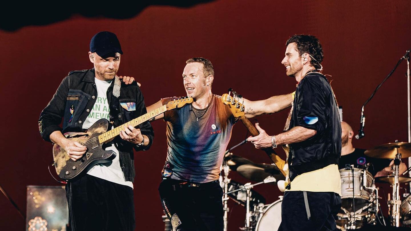 Bangkok to 'Viva La Vida' as Coldplay returns to the stage | Coconuts