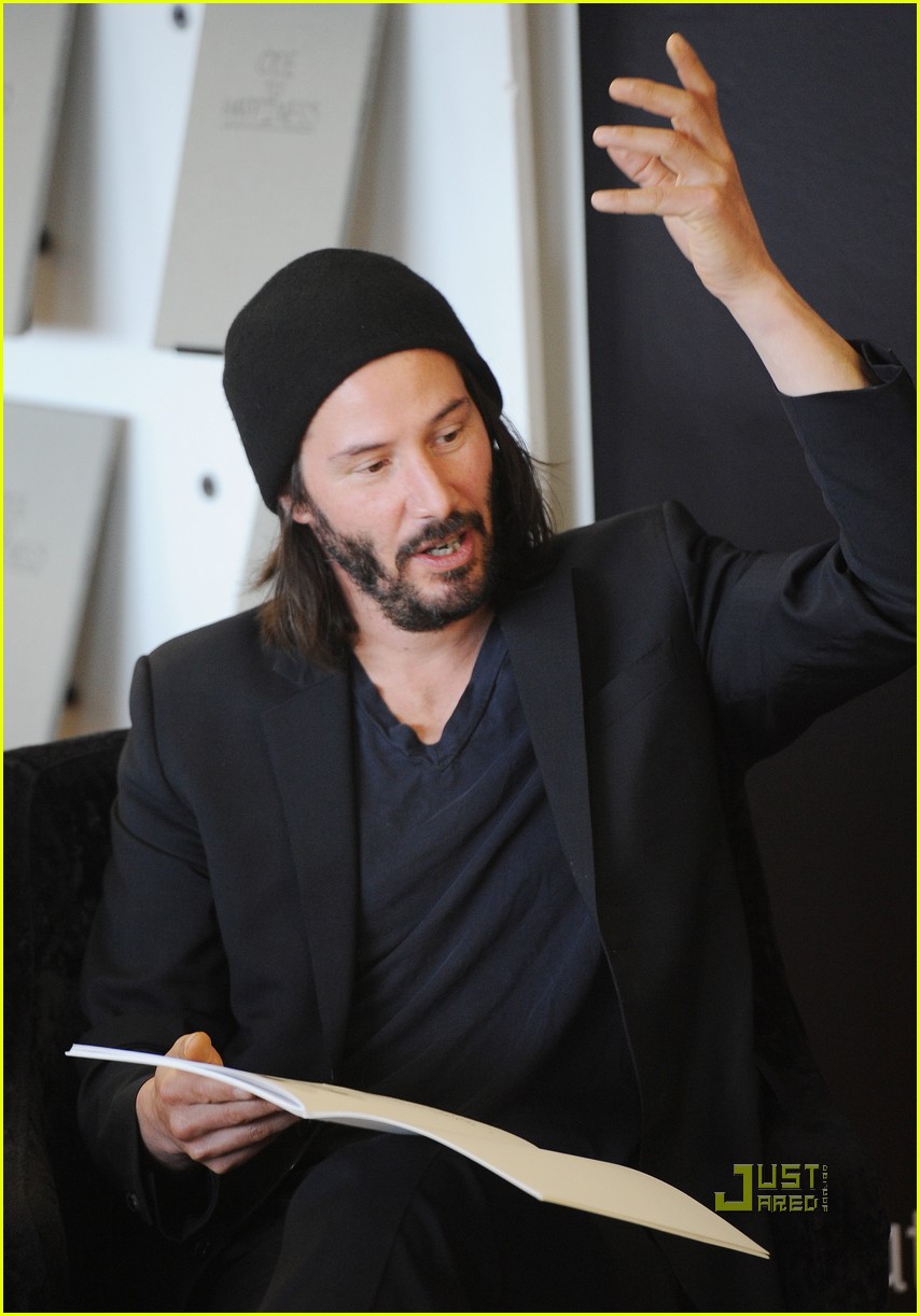 keanu reeves waterstones piccadilly 012553936