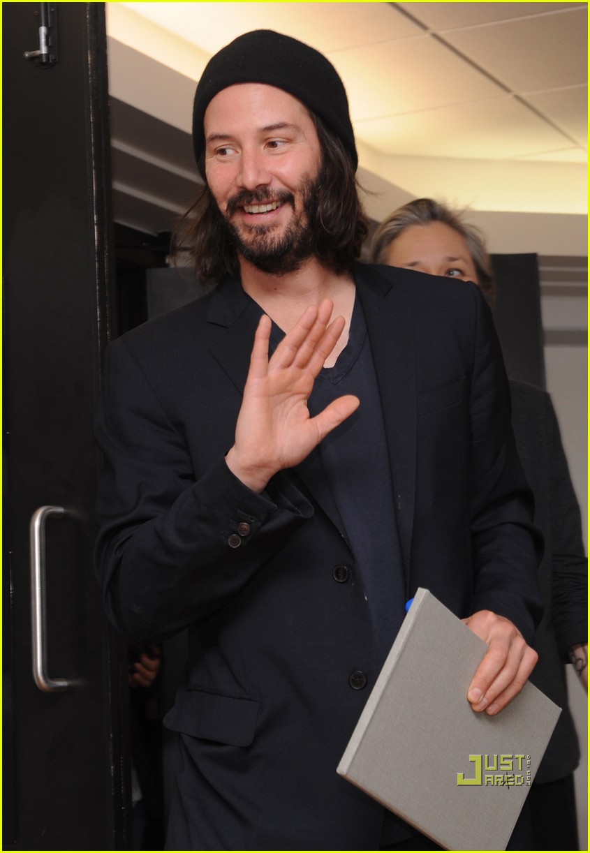 keanu reeves waterstones piccadilly 012553936