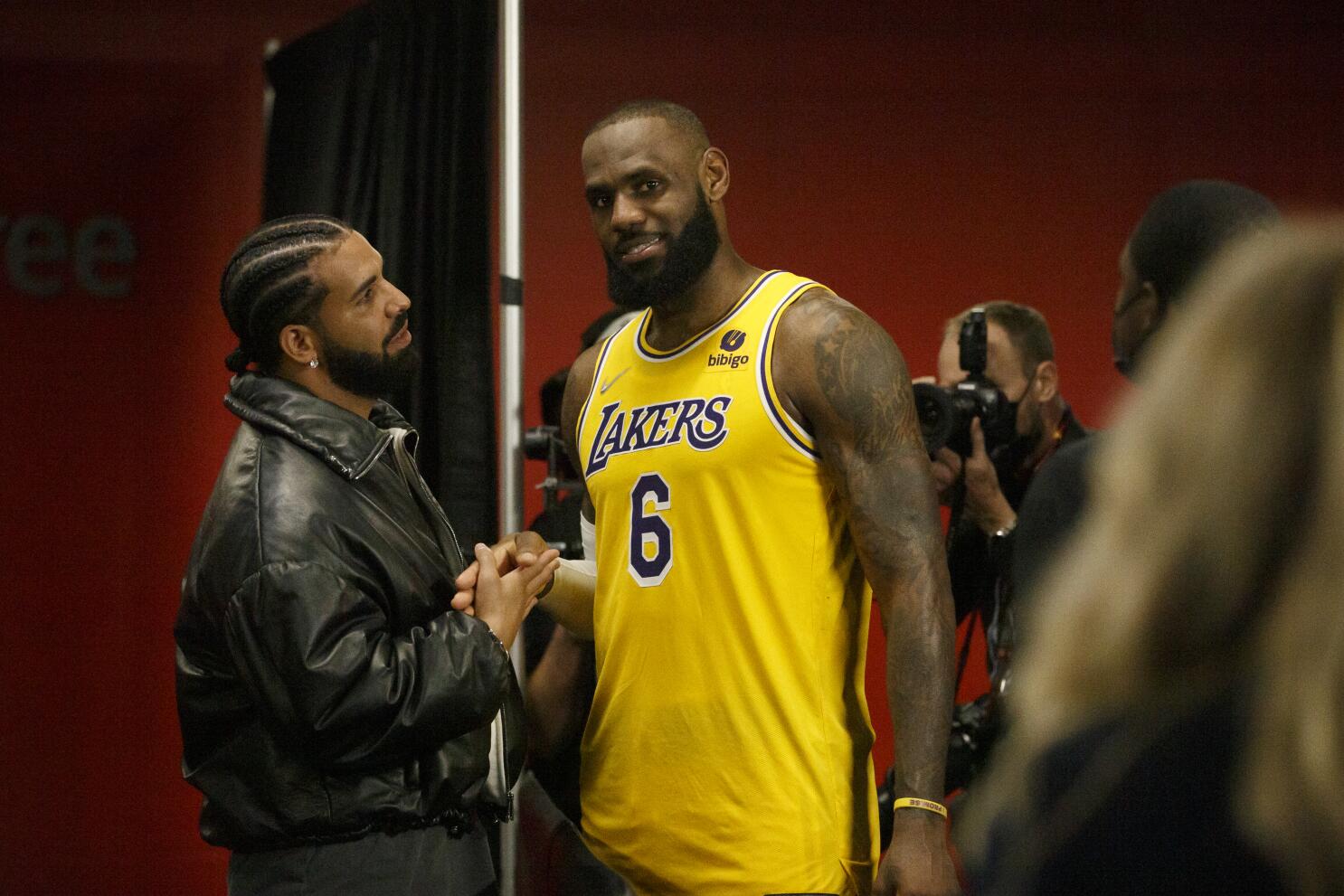 Why LeBron James accompanied Drake to the stage in Los Angeles - Los Angeles Times