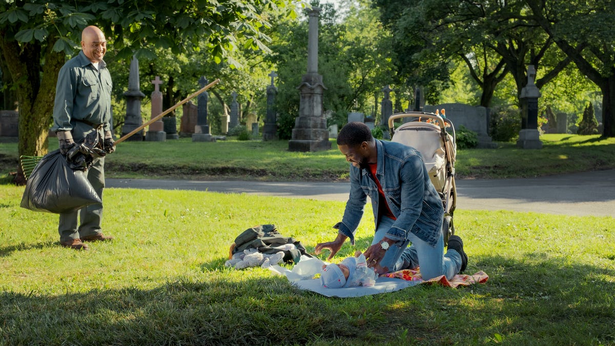 Fatherhood': How Kevin Hart calms babies, avoids dirty diaper duty