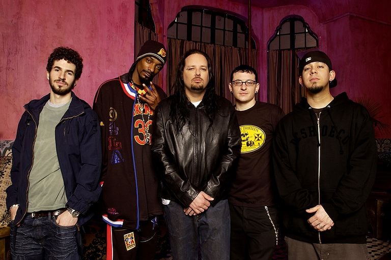 Brad, Chester and Mike with Snoop Dogg and Jonathan Davis for Projekt  Revolution 2004 : r/LinkinPark